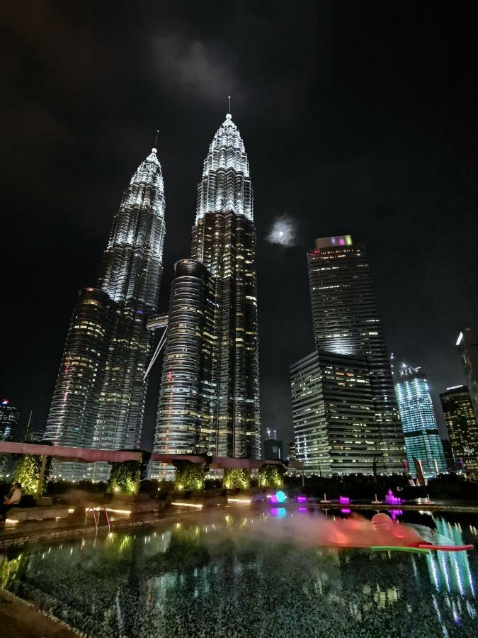 Klcc Twin Tower Suites Apartment Kuala Lumpur Exterior photo